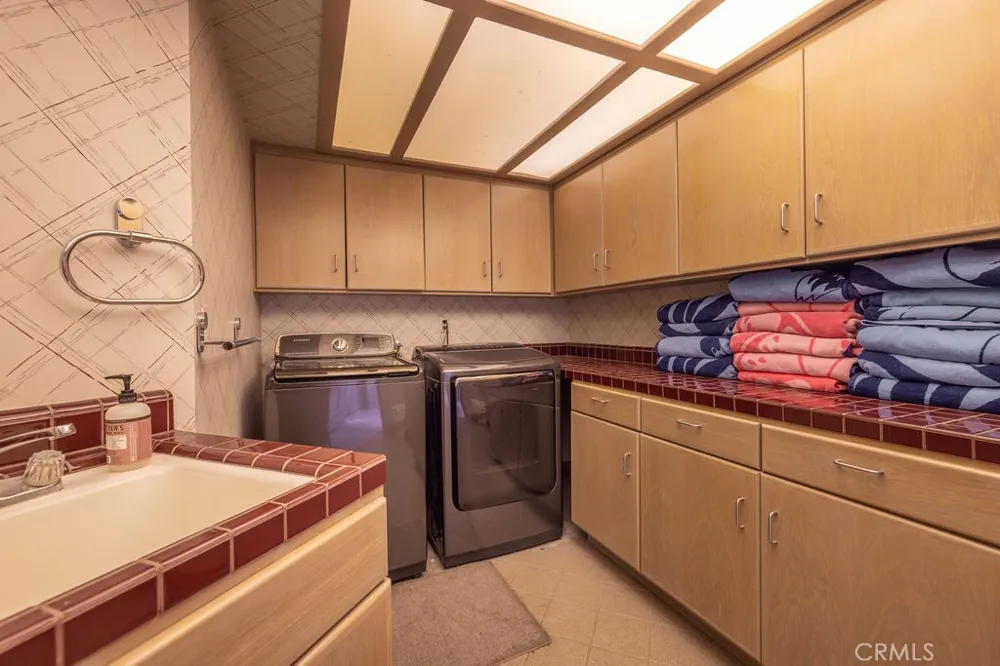 42290 Heavenly Valley Big Bear Lake, CA 92315