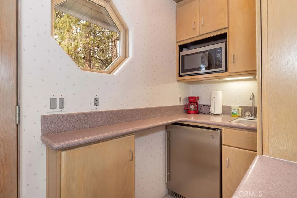 42290 Heavenly Valley Big Bear Lake, CA 92315