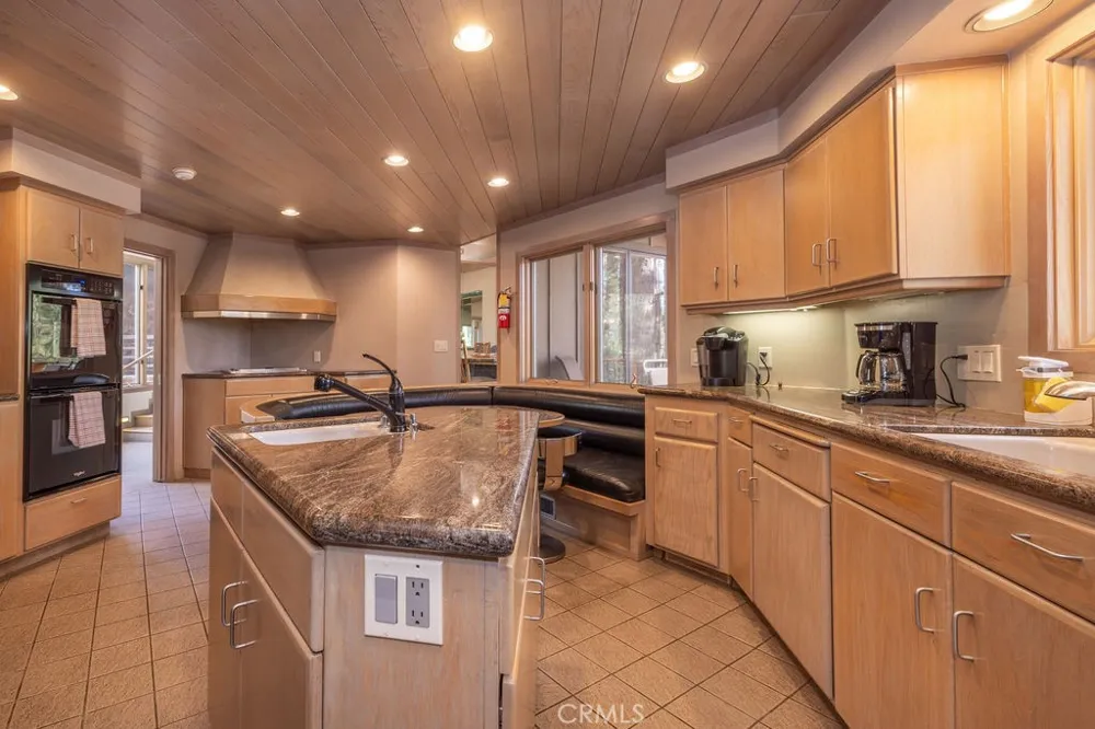 42290 Heavenly Valley Big Bear Lake, CA 92315