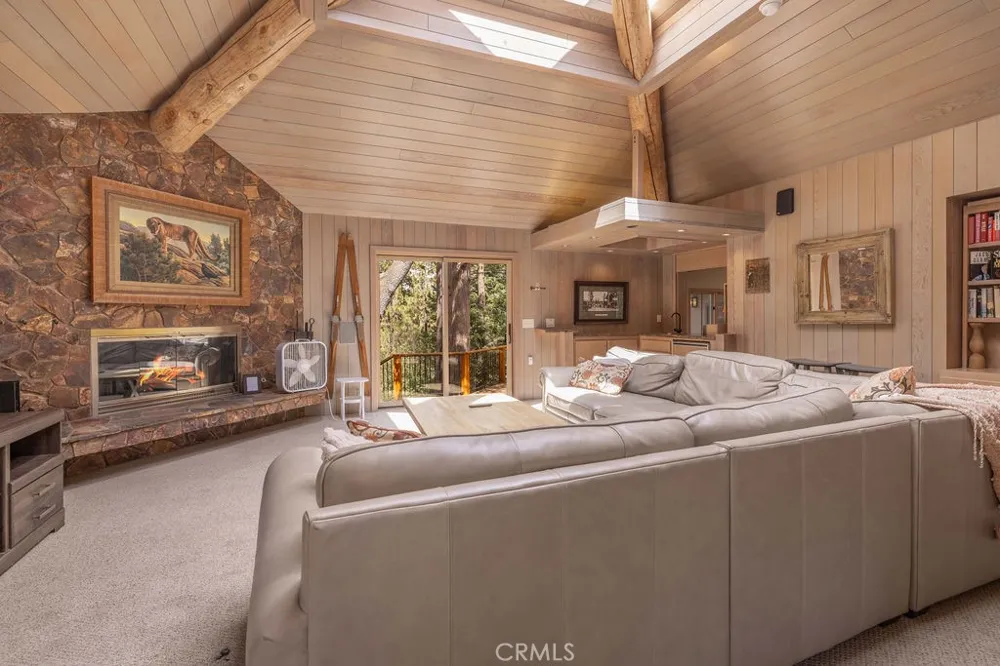 42290 Heavenly Valley Big Bear Lake, CA 92315