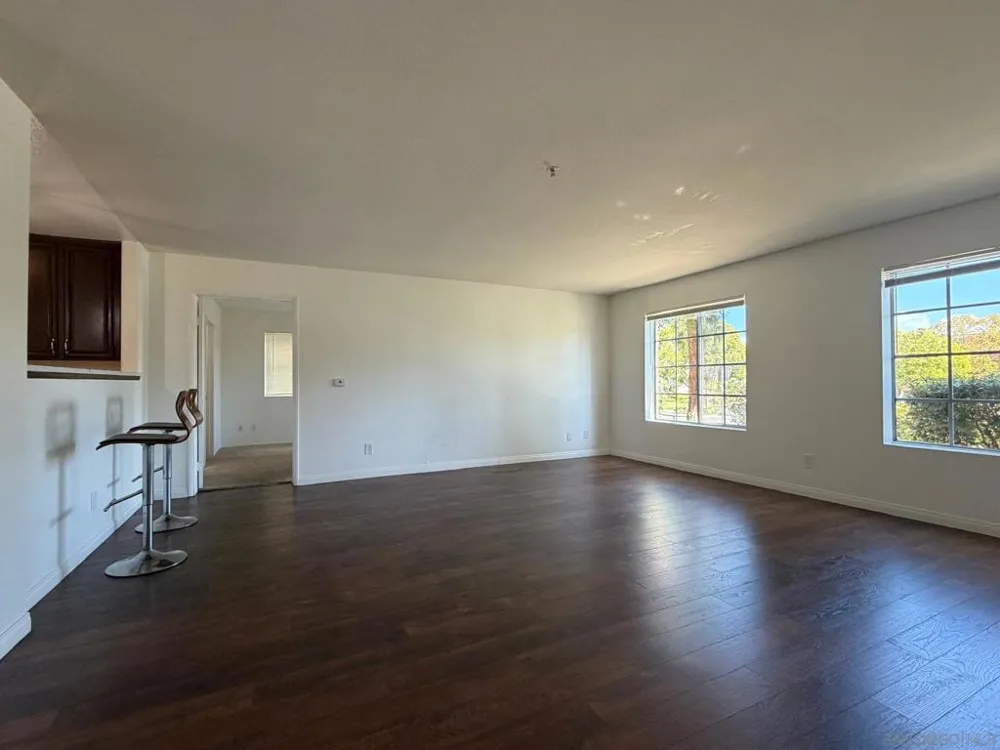 2057 Burton #64 San Diego, CA 92111