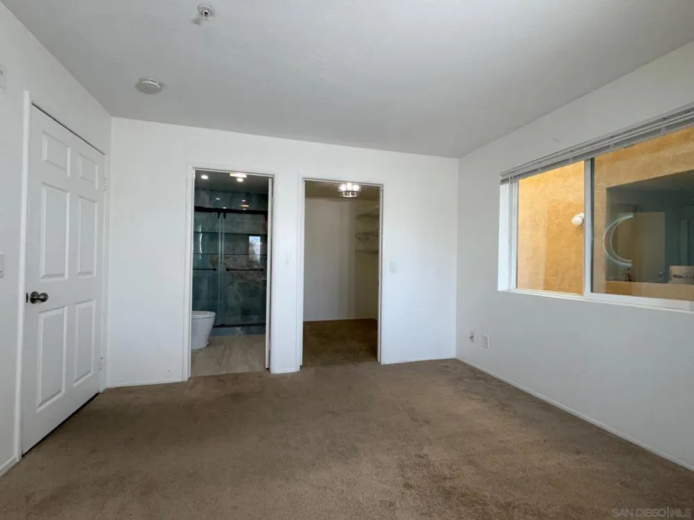 2057 Burton #64 San Diego, CA 92111