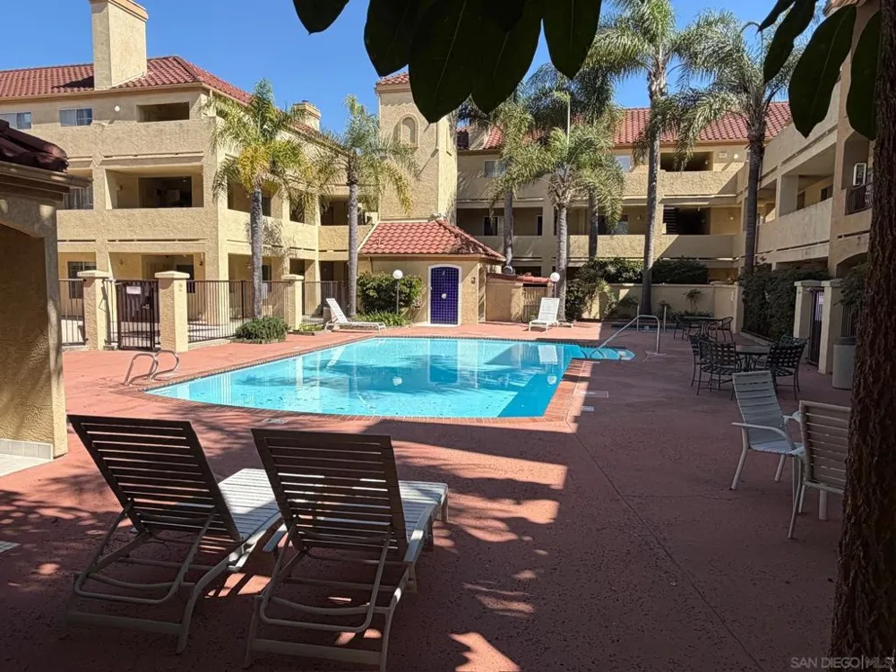 2057 Burton #64 San Diego, CA 92111