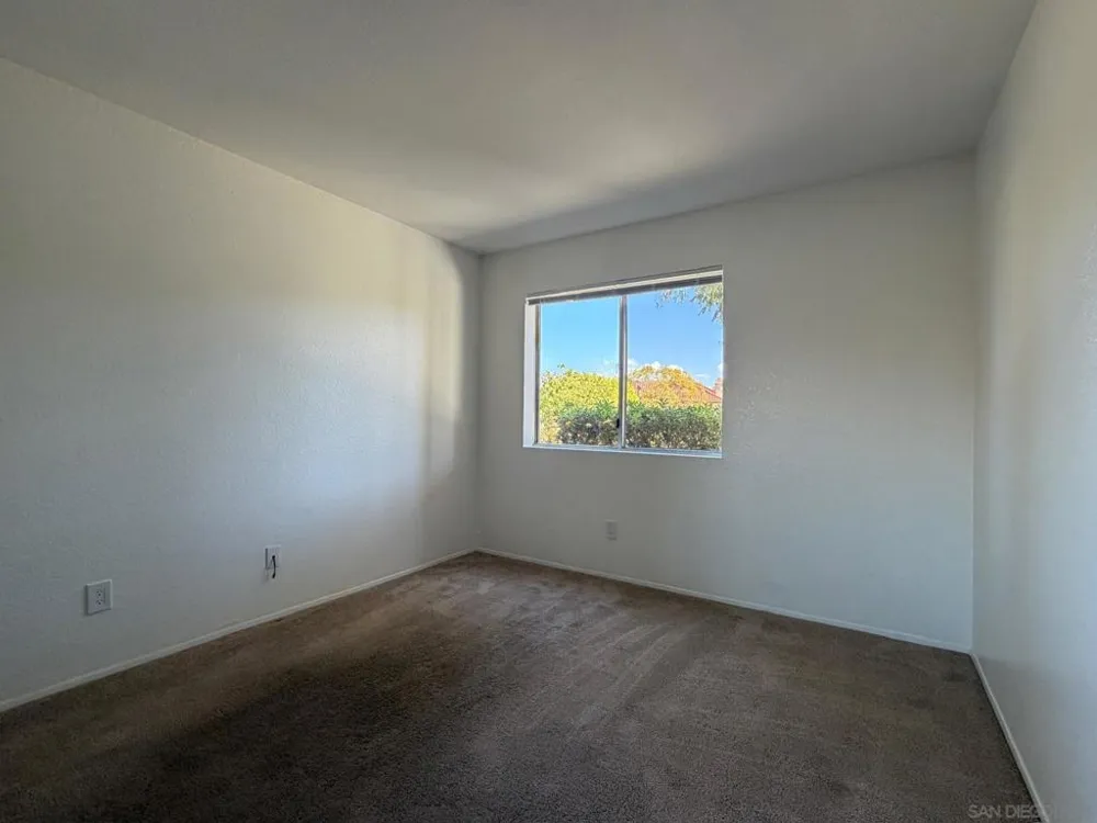 2057 Burton #64 San Diego, CA 92111