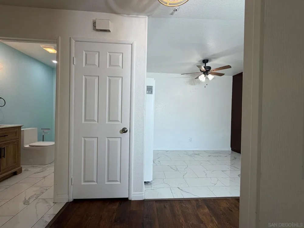 2057 Burton #64 San Diego, CA 92111