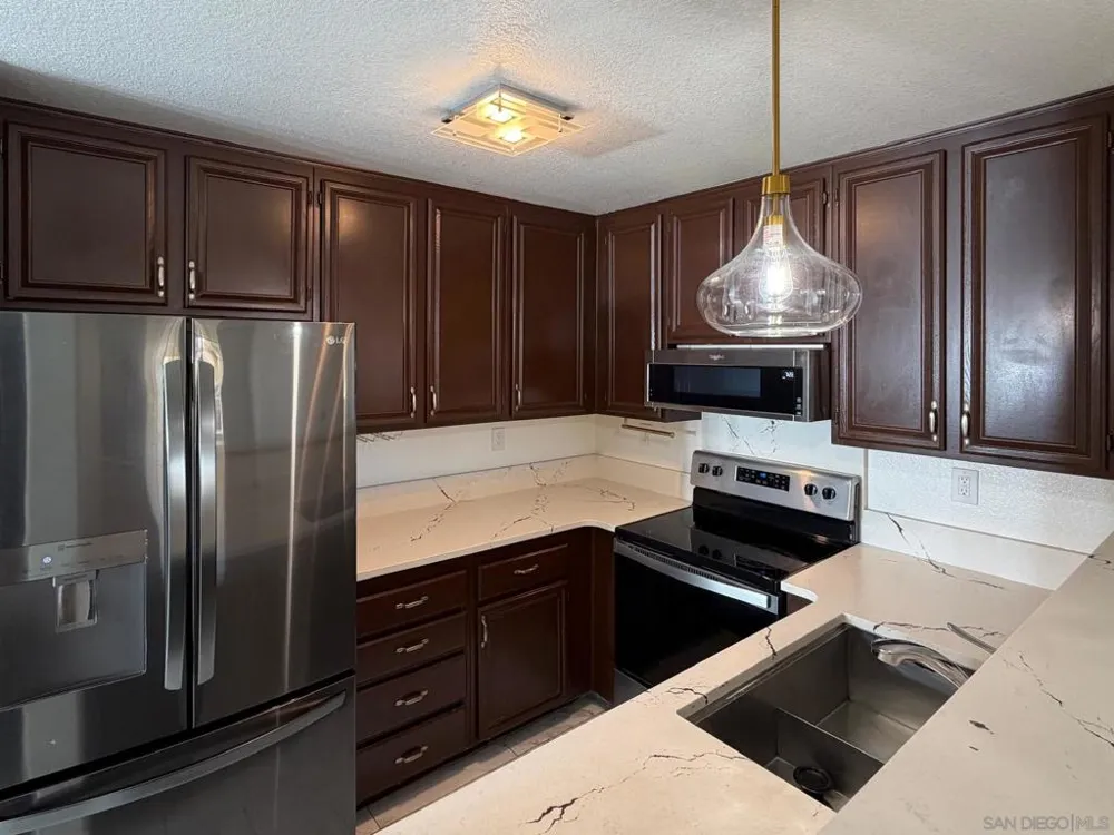 2057 Burton #64 San Diego, CA 92111