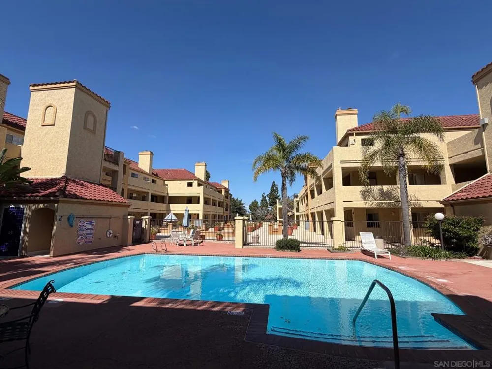 2057 Burton #64 San Diego, CA 92111