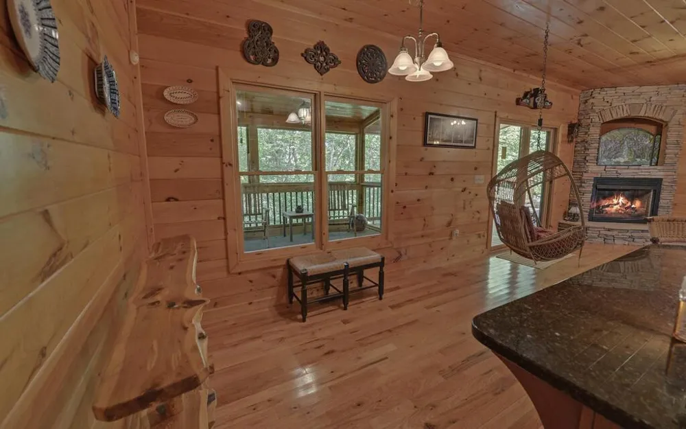803 Brookhaven Lane Blue Ridge, GA 30513