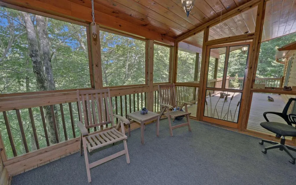 803 Brookhaven Lane Blue Ridge, GA 30513