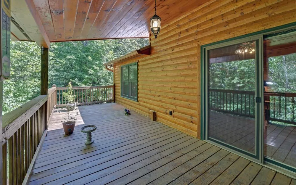 803 Brookhaven Lane Blue Ridge, GA 30513