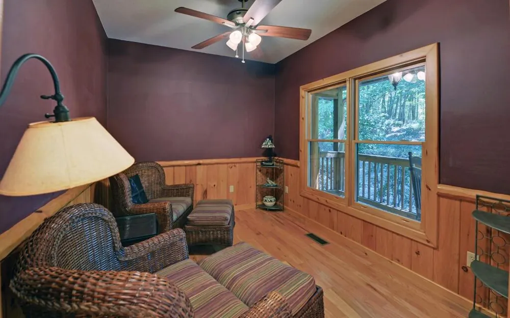 803 Brookhaven Lane Blue Ridge, GA 30513