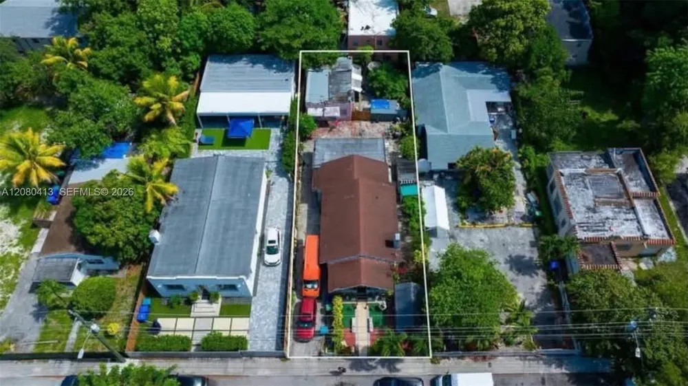 145 NW 31st St Miami, FL 33127