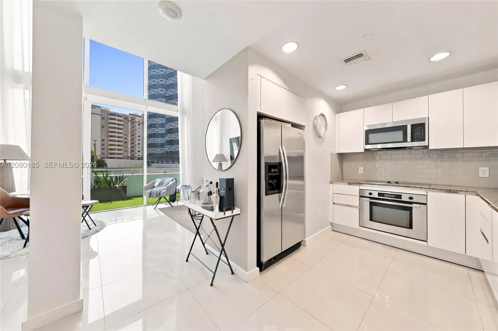 1050 Brickell Ave #214 Miami, FL 33131