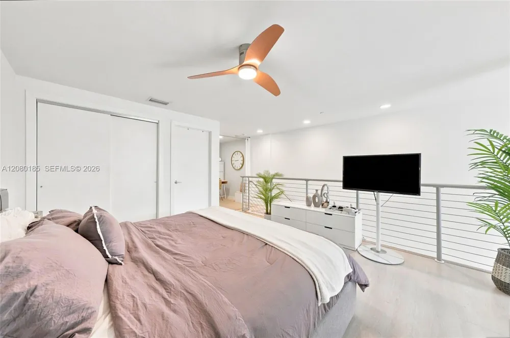 1050 Brickell Ave #214 Miami, FL 33131