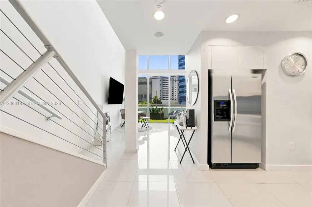 1050 Brickell Ave #214 Miami, FL 33131