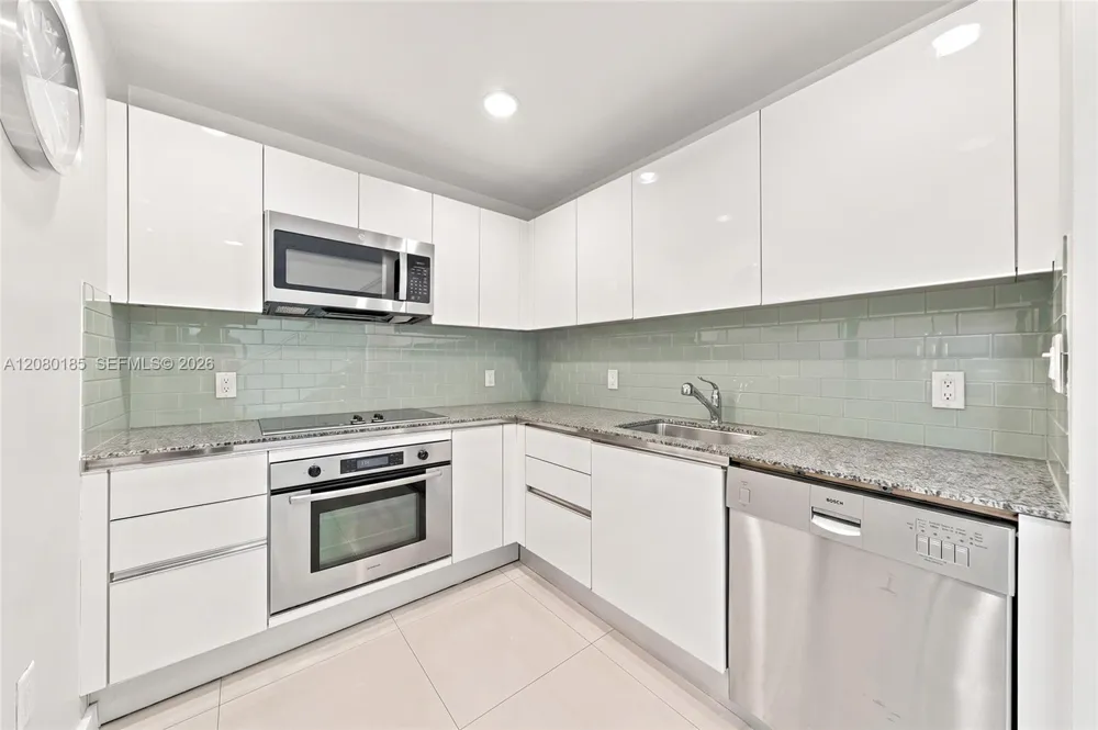 1050 Brickell Ave #214 Miami, FL 33131