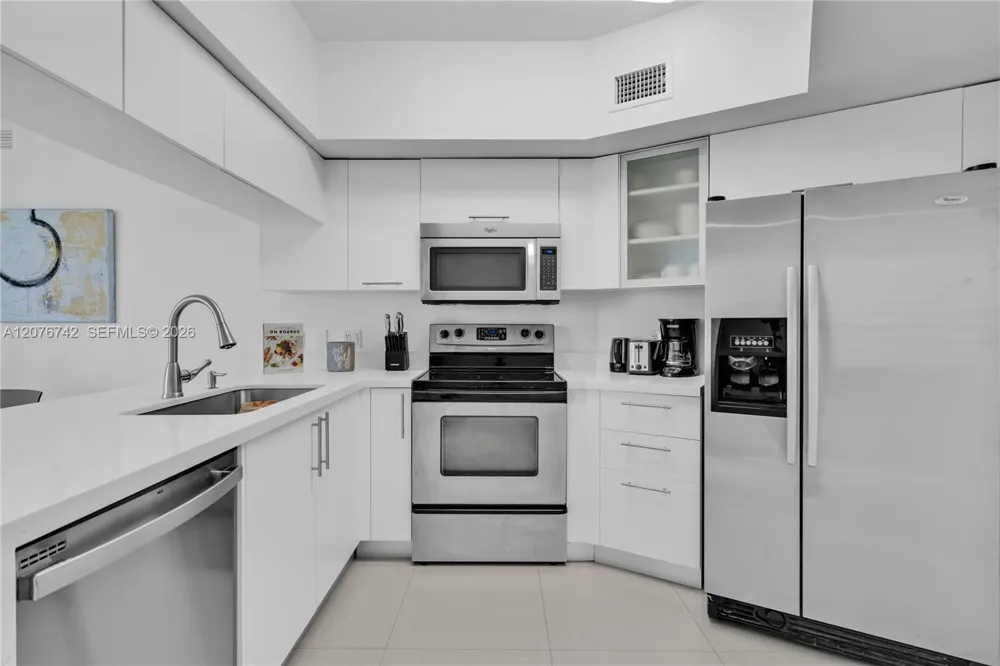 1750 Bayshore Dr #1602 Miami, FL 33132