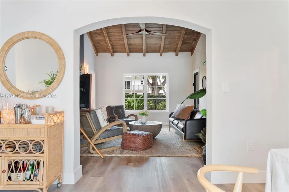 1024 Lenox Ave #1 Miami Beach, FL 33139