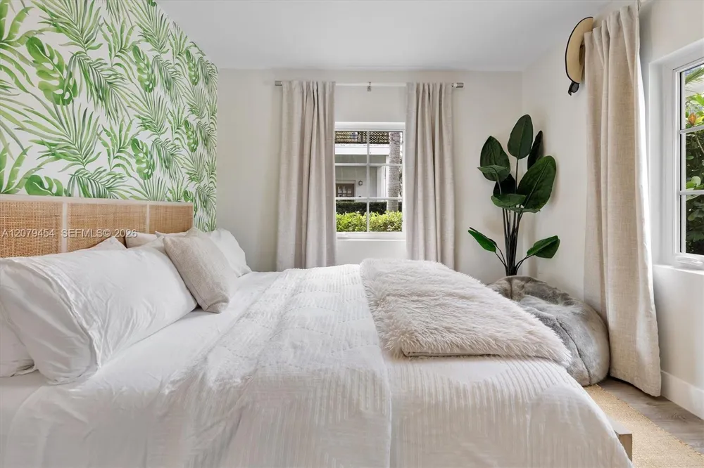 1024 Lenox Ave #1 Miami Beach, FL 33139