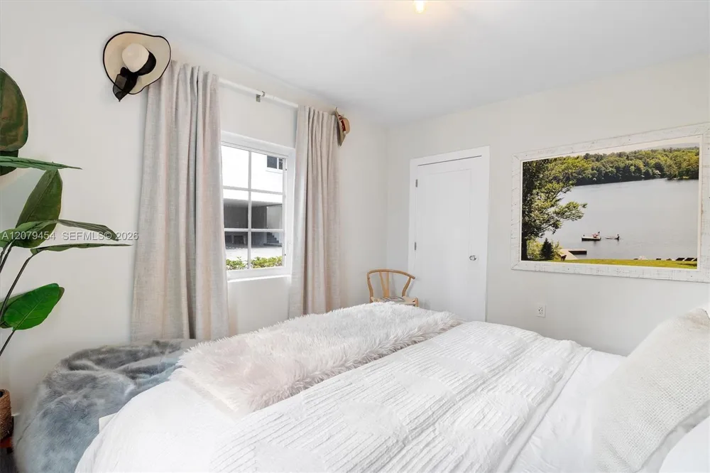 1024 Lenox Ave #1 Miami Beach, FL 33139