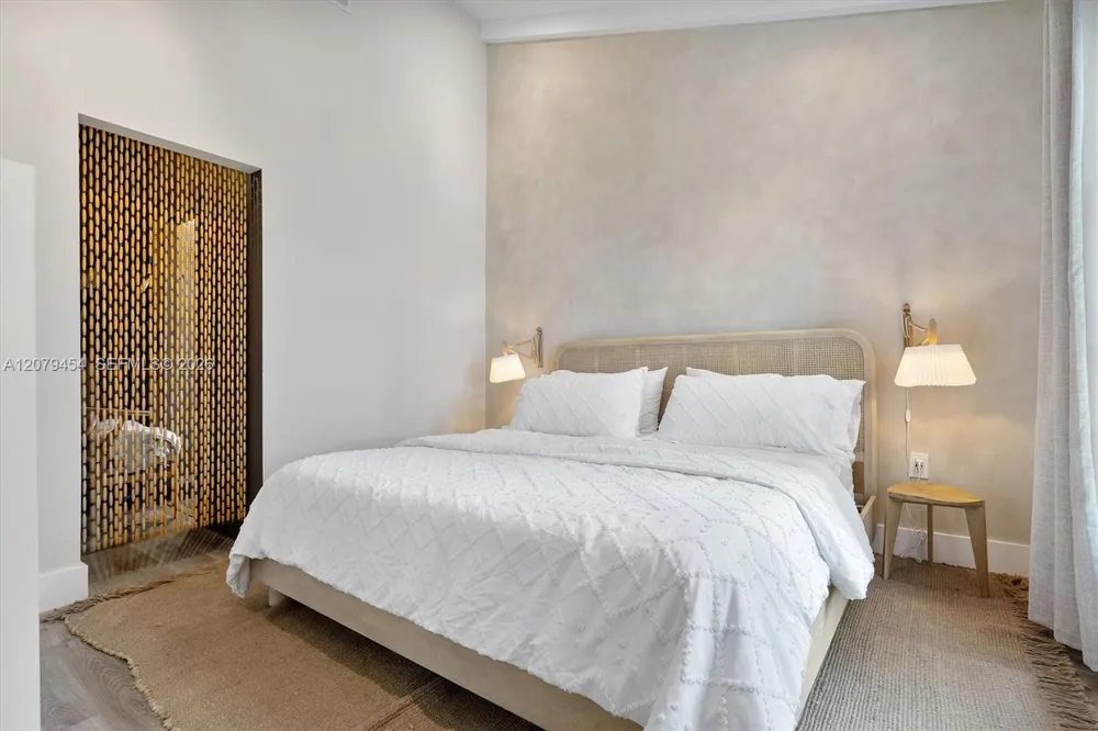 1024 Lenox Ave #1 Miami Beach, FL 33139