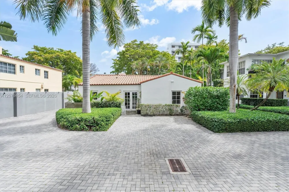 1024 Lenox Ave #1 Miami Beach, FL 33139