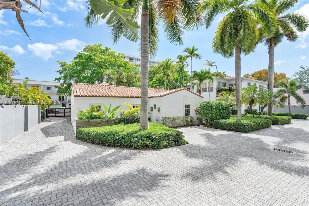 1024 Lenox Ave #1 Miami Beach, FL 33139