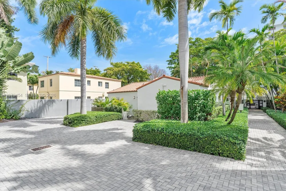 1024 Lenox Ave #1 Miami Beach, FL 33139