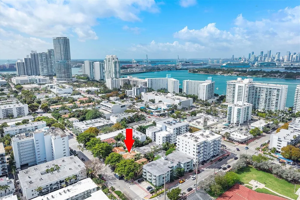 1024 Lenox Ave #1 Miami Beach, FL 33139
