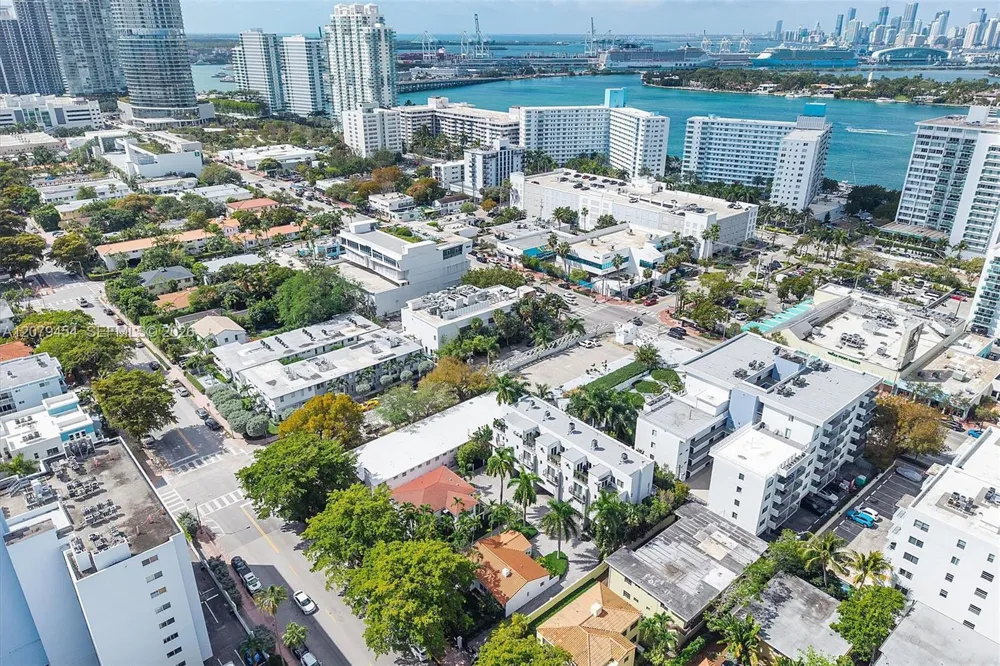 1024 Lenox Ave #1 Miami Beach, FL 33139