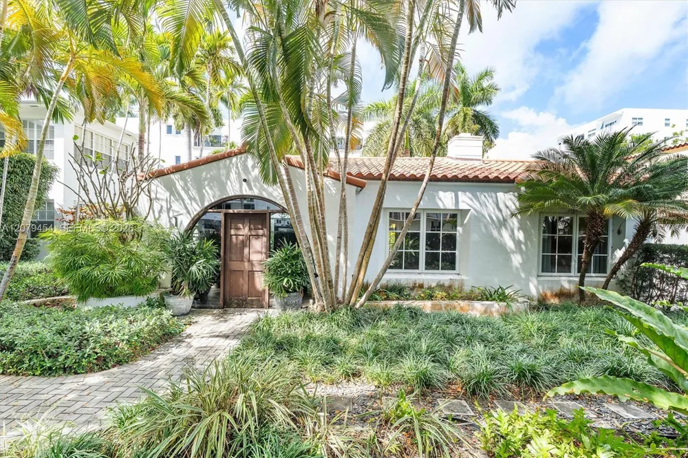 1024 Lenox Ave #1 Miami Beach, FL 33139