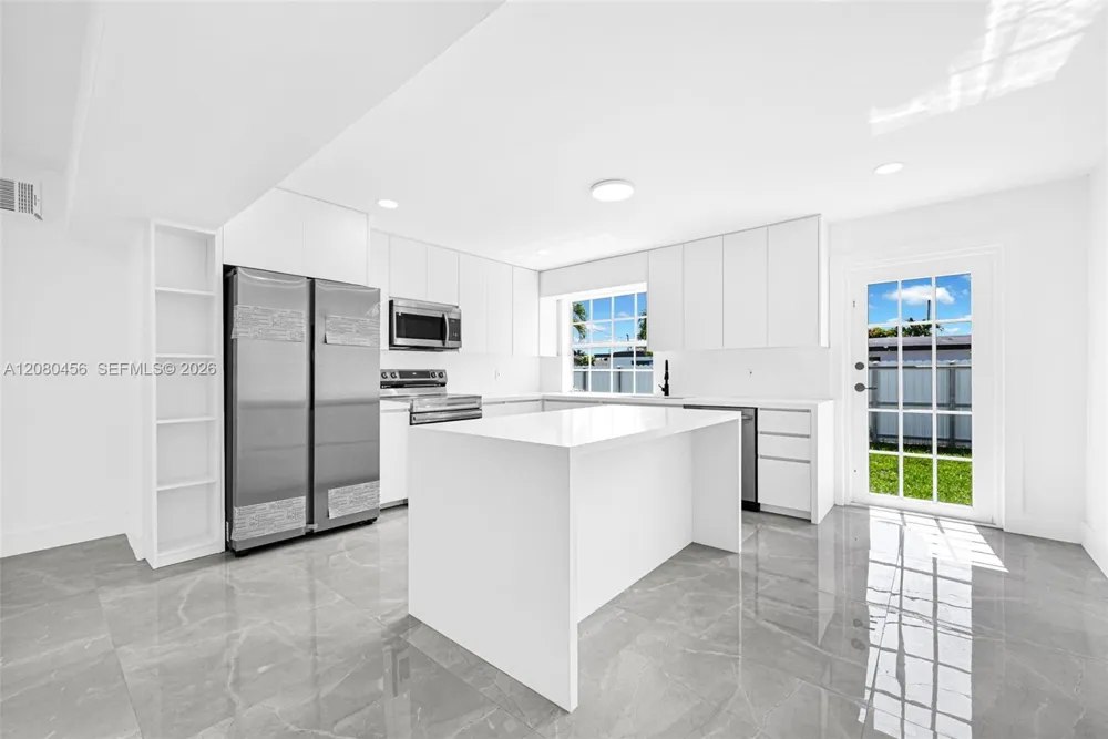 4040 SW 108th Ave Miami, FL 33165