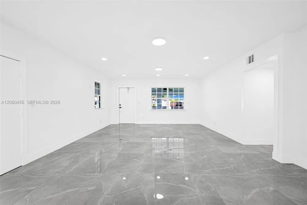 4040 SW 108th Ave Miami, FL 33165