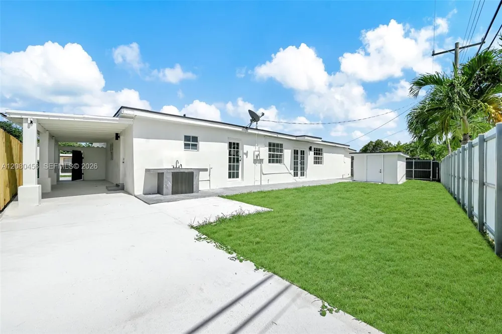 4040 SW 108th Ave Miami, FL 33165