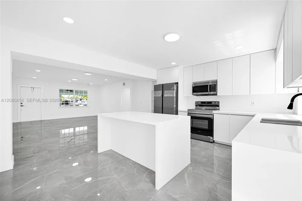 4040 SW 108th Ave Miami, FL 33165