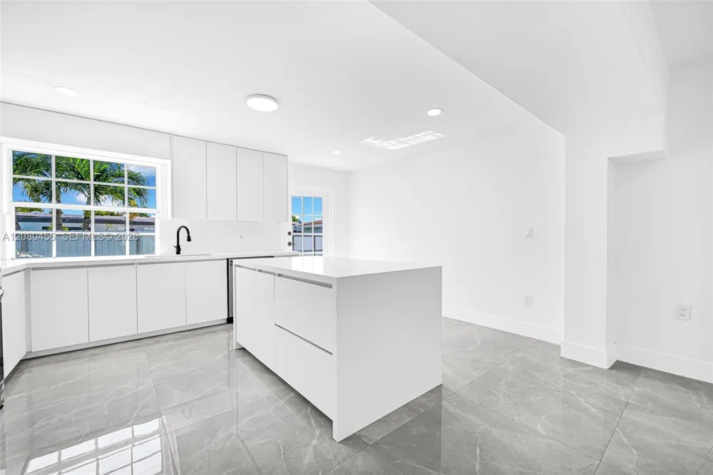4040 SW 108th Ave Miami, FL 33165