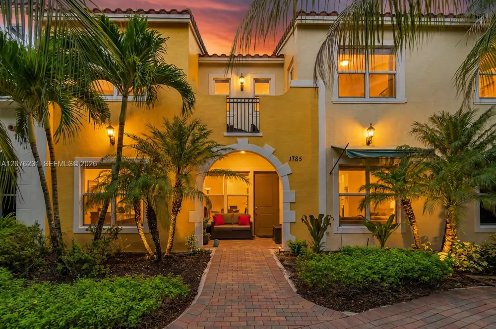 Address Not Shown Pembroke Pines, FL 33028