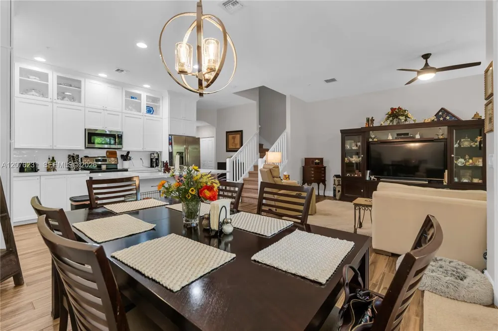 Address Not Shown Pembroke Pines, FL 33028
