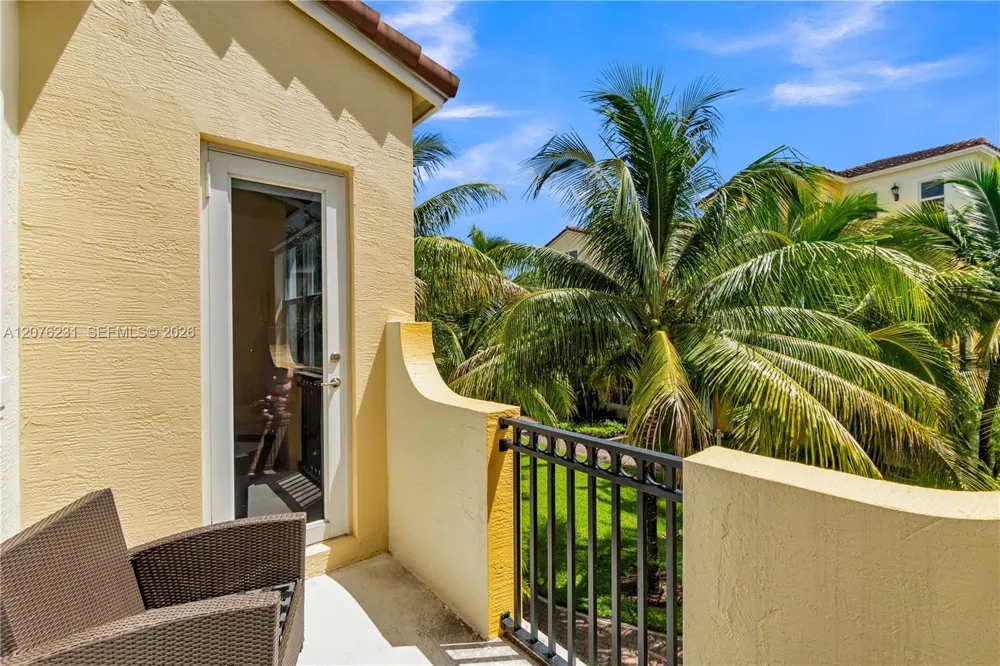 Address Not Shown Pembroke Pines, FL 33028