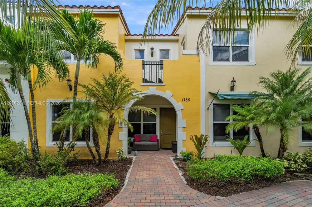 Address Not Shown Pembroke Pines, FL 33028