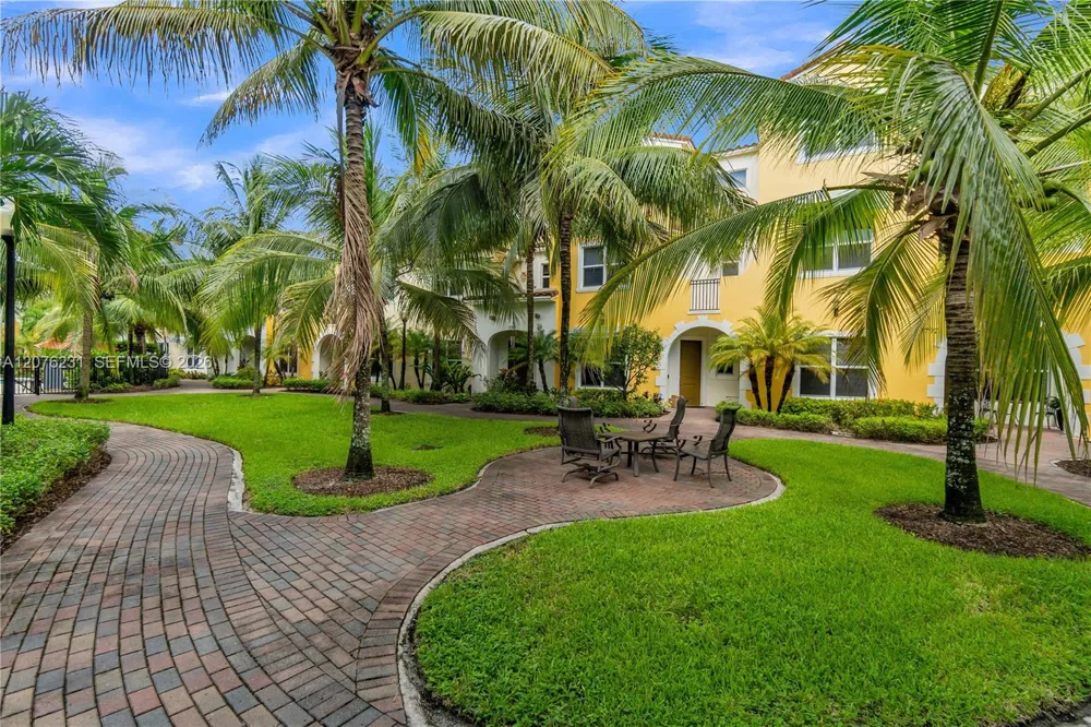 Address Not Shown Pembroke Pines, FL 33028