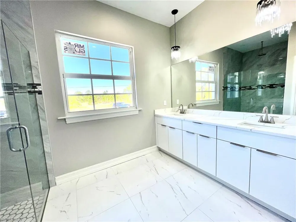 575 Summit Avenue S Lehigh Acres, FL 33974