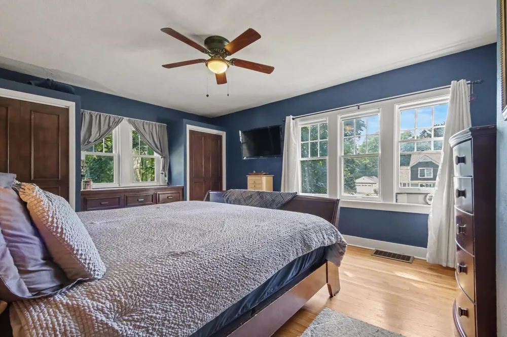 1214 Oakleigh Avenue NW Grand Rapids City, MI 49504