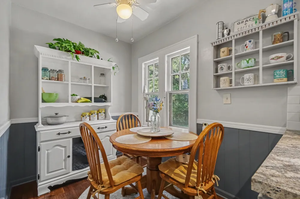 1214 Oakleigh Avenue NW Grand Rapids City, MI 49504