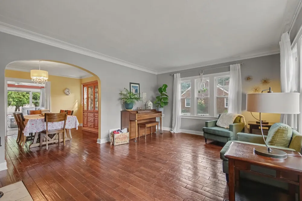 1214 Oakleigh Avenue NW Grand Rapids City, MI 49504