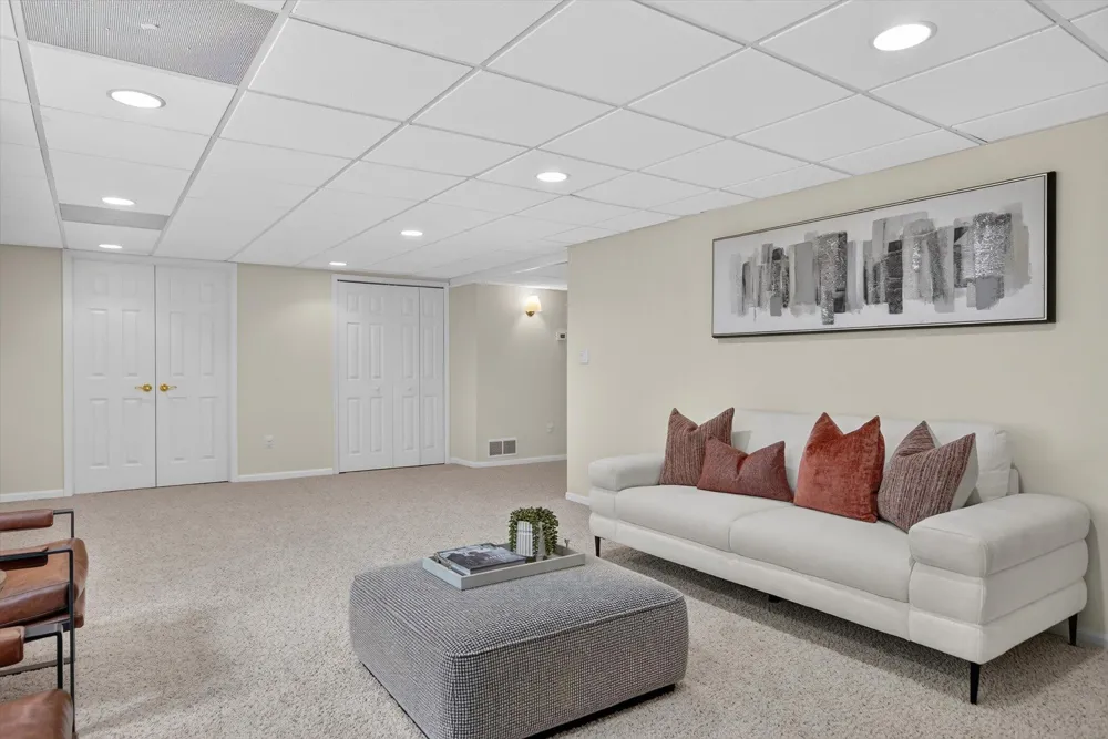 4905 Ravine Court Ann Arbor Charter Township, MI 48105