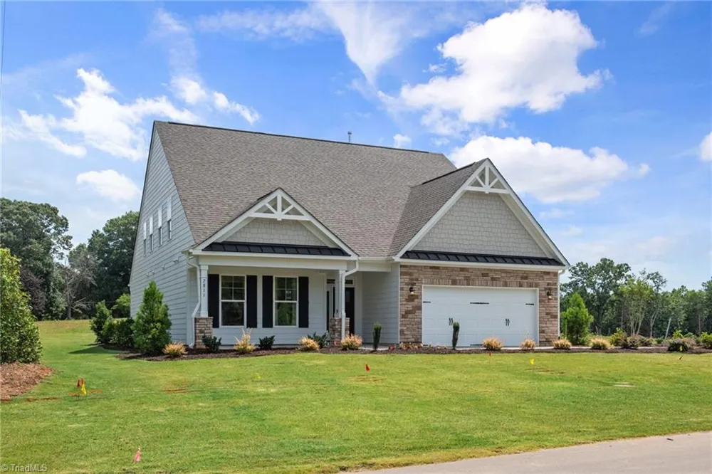 7811 Fairview Garden Trail Clemmons, NC 27012