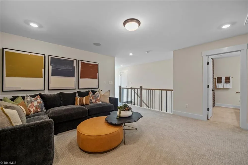 7811 Fairview Garden Trail Clemmons, NC 27012