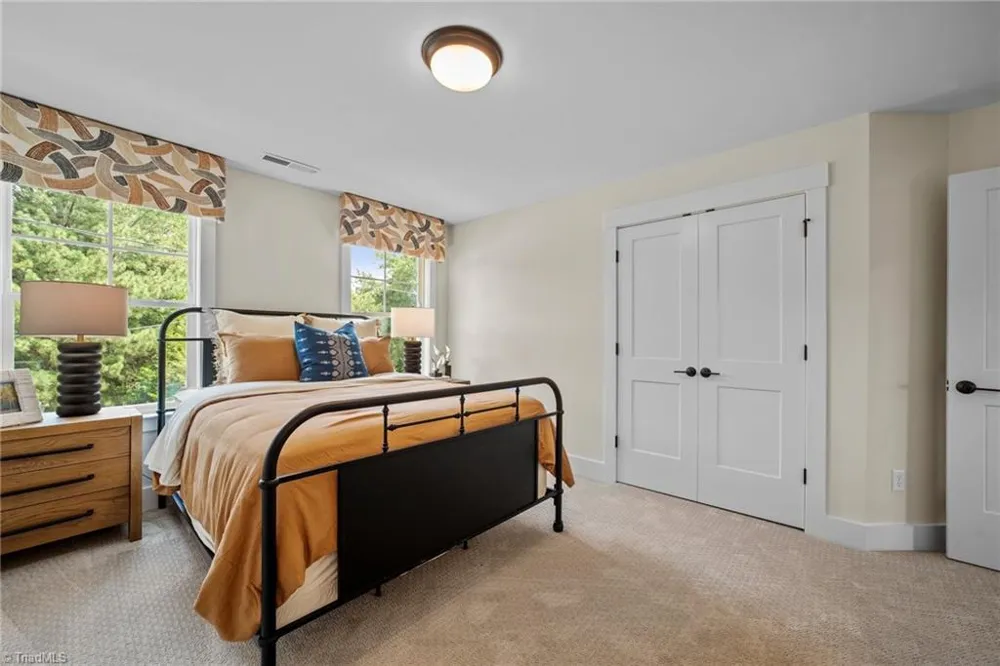 7811 Fairview Garden Trail Clemmons, NC 27012