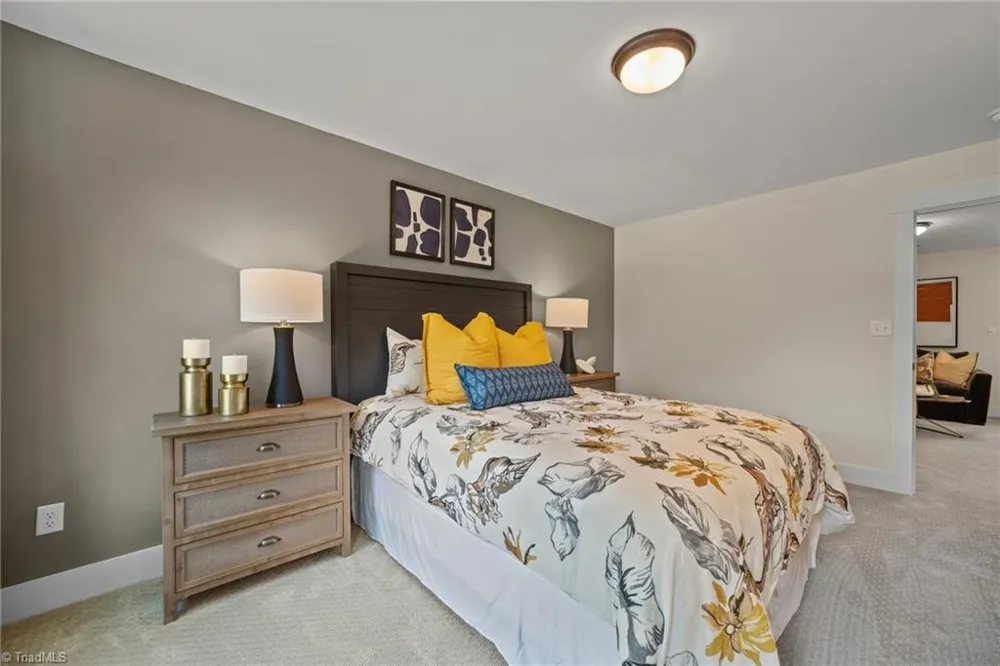 7811 Fairview Garden Trail Clemmons, NC 27012